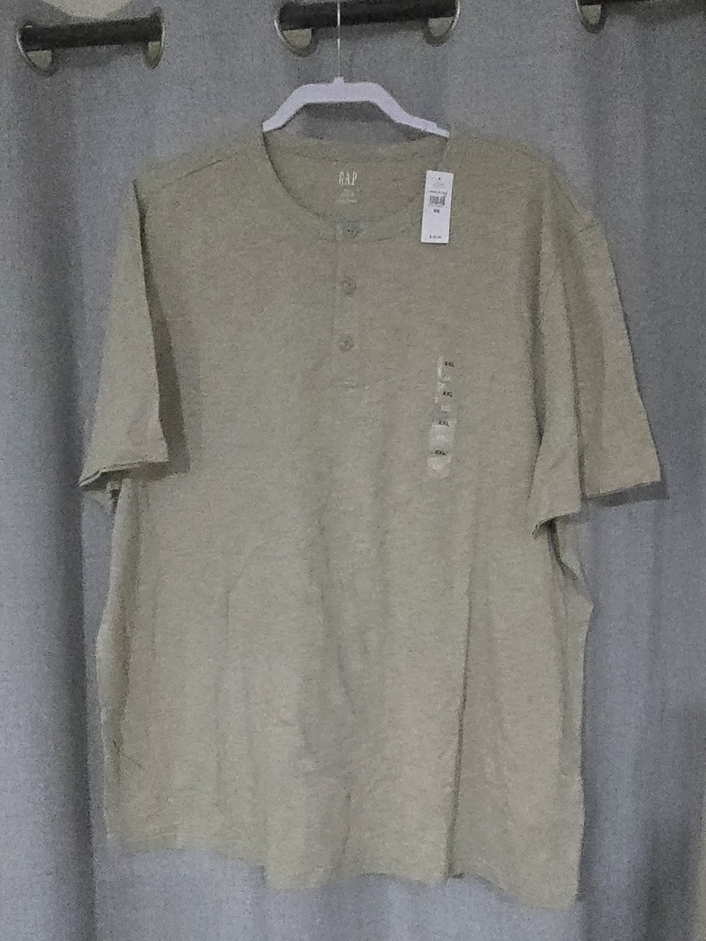 Gap Men’s Short Sleeve Henley Shirt in Light Olive